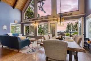 Polnell Point Lookout by AvantStay Water Views Hot Tub Large Patio - Oak Harbor - 9