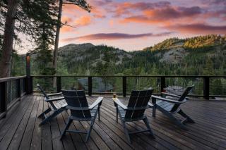 Trapper by AvantStay A Interior Design w Sauna - Alpine Meadows - 7
