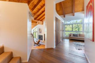 Trapper by AvantStay A Interior Design w Sauna - Alpine Meadows - 3