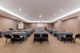 Home Inn Plus - Shanghai New International Expo Center Yushan Road Yuanshen Sports Subway Station - 1