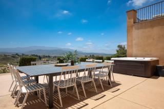 Palazzo Del Sol By AvantStay Breathtaking Home w Mountain Views Hot Tub - Temecula - 9