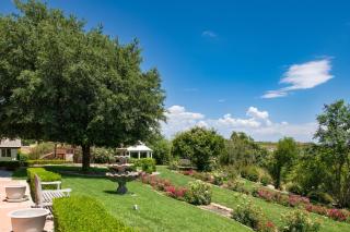 Grand Contento by AvantStay Extraordinary Estate w Pool Movie Room - Temecula - 5