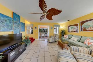 Duval Sea Turtle by AvantStay Great Location Close to Shops Shared Pool - Key West - 9