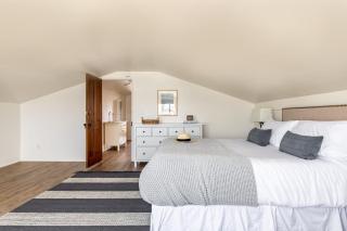 Bay View Buyout A by AvantStay Mission Beach Home on the Sand Sleeps 20 - San Diego - 2