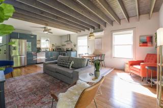 Plum Perfect Hideaway by AvantStay Near Downtown - Asheville - 5