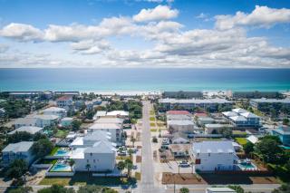 Crystal Sands by AvantStay Walk to the Beach - Destin - 9