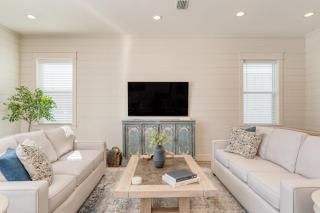 Crystal Sands by AvantStay Walk to the Beach - Destin - 2