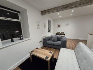 Canalside Period Conversion - Burnley - 4