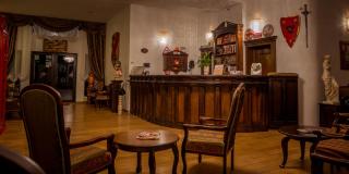 Emire Boutique - Zărneşti - 1