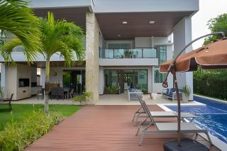Casa Luxo Mar & Sossego no Melhor Cond. Guarajuba - Camacari - 1