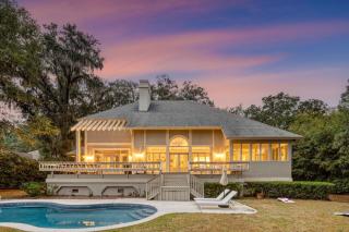 Hilton Ivory 15th Hole of Harbourtown Golf Course Private Pool Hot Tub - 0