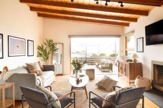 Camden by AvantStay 5mins to the Beach Elevated Home w Pacific Ocean Views - Encinitas - 2