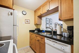 Key West Charming by AvantStay Communal Pool Gated Community Near Fort Zachary Taylor Park Week Long Stays - Key West - 4