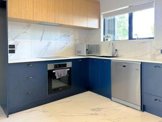 Cosy home 3BR close to UC - 9
