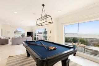 Shoreline by AvantStay Spectacular Beachfront Home w Fire Pit Spa Pool Table - San Diego - 4