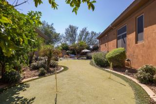 Sandflower by AvantStay Oasis w Pool Golf - Phoenix - 7