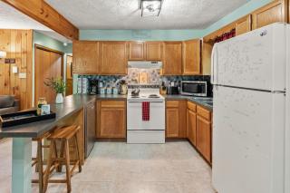 Deer Hollow by AvantStay Big Yard Lake Access - Albrightsville - 1