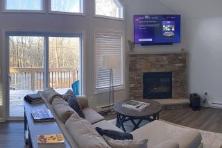 Woodland Chalet by AvantStay Deck Lake Access - Albrightsville - 4