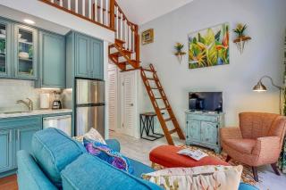 Serenity by AvantStay Guest House in Old Town w Shared Pool Month Long Stays Only - Key West - 4