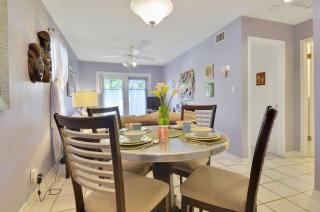 Lavender Jungle by AvantStay Great Location w Patio Shared Pool Week Long Stays Only - Key West - 9