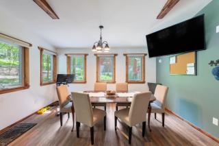 Arrowhead Lake Retreat by AvantStay Shared Pool Game Room Firepit - Arrowhead Lake - 2