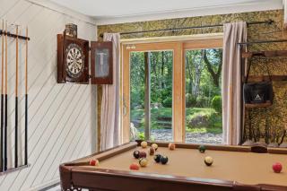 Waterside Haven by AvantStay Lakefront Hot Tub Game Room Fire Pit - Long Pond - 5