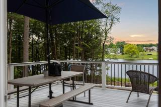 Nittany Cabin by AvantStay Lakefront, View, Firepit - Blakeslee - 8