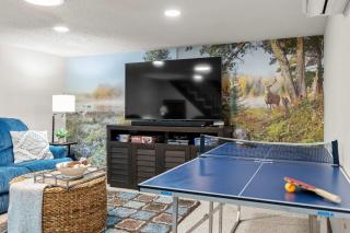 The Bears Den by AvantStay Prime Location Renovated w Movie Game Room - Crescent Lake - 9