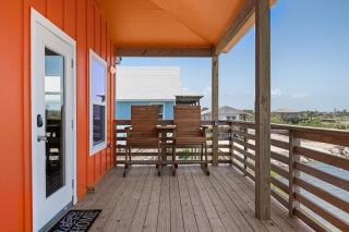 2 Waterfront Homes w Views Pool Boat Dock Laguna Village Oasis by AvantStay - Padre Island - 6