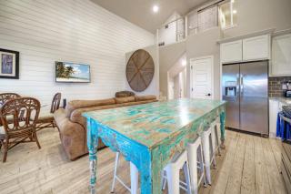 Laguna Village Haven 2 Home Buyout Sleeps 28 - Padre Island - 2