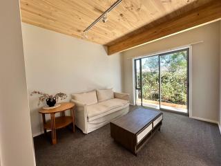 Taradale Gem - Napier - 6
