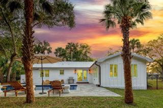Sawyer by AvantStay Stunning Isle Of Palms Home w Pool - Isle of Palms - 0