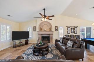 Chardonnay Charm by AvantStay Luxe Group Retreat w Pool Mins to Wineries - 7