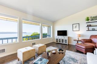 Saratoga by the Sea by AvantStay Panoramic View Near Langley - Langley - 1