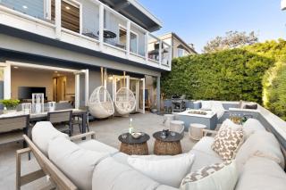 Mission Point 1 by AvantStay San Diego Beach House w Huge Patio Fire Pit Walk to Beach - San Diego - 0