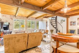 Totally Beachin Getaway by AvantStay Waterfront - Coupeville - 2