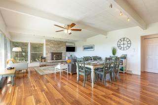 Sunny Side Island Retreat by AvantStay Backyard - Freeland - 5