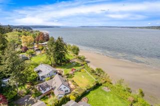 Colonial Bluff House Above the Sea by AvantStay - Langley - 0
