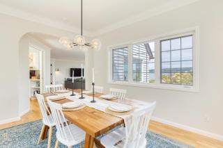 Colonial Bluff House Above the Sea by AvantStay - Langley - 4