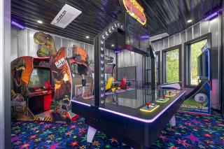 Skyline Sanctuary by AvantStay Indoor Pool Game Room Firepit Mountain Views Luxe Design - 6