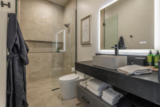 Modern Lux Casita - 8