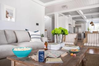 Pelican by AvantStay Stunning Beach Getaway w Pool Outdoor Kitchen - Isle of Palms - 4
