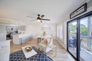 Triton Balcony w Pool View Chic Design - Santa Rosa Beach - 1