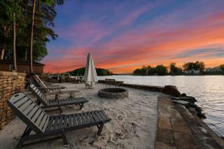 Private Dock Hot Tub Game Room Firepit Sunset Shores Resort The Homestead - 5