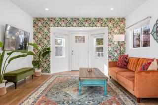 Pink Revival Historic Remodeled Bungalows Heart of Hollywood - Los Angeles - 7