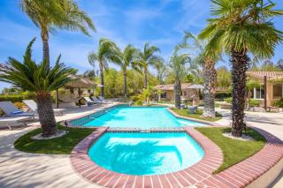Villa Verdot by AvantStay Spectacular 6 BR Estate w Pool Hot Tub Tennis B-ball Courts - Sage - 7