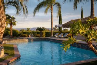 Villa Verdot by AvantStay Spectacular 6 BR Estate w Pool Hot Tub Tennis B-ball Courts - Sage - 4