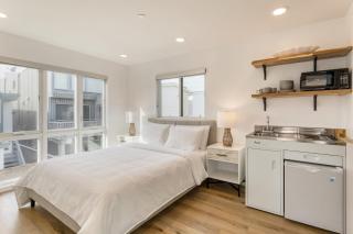 Velvet Sand I by AvantStay Steps to Newport Beach Private Rooftop w Outdoor Kitchen Hot Tub - Newport Beach - 2