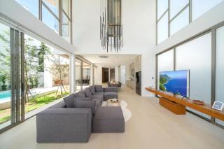Timeless Asian Elegance 5BR Pool Villa Trinity C3, Top location near Laguna - Ban Pak Lak - 9
