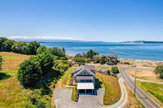 Maxwelton Farm Guest House by AvantStay A Views - Clinton - 0